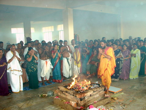 Poornahuti being performed